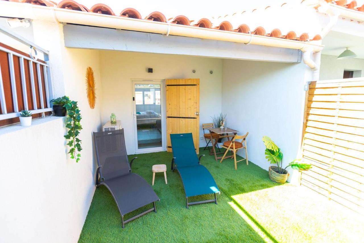 Love Room Du Mont D'Or - Baignoire Spa - Minibar Offert Marseille Exterior photo