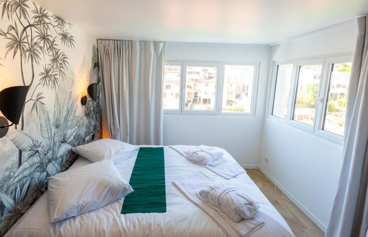Love Room Du Mont D'Or - Baignoire Spa - Minibar Offert Marseille Exterior photo